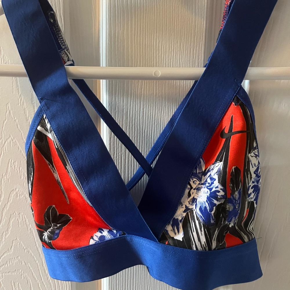 Nike Bralette/Croptop